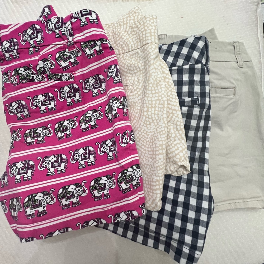 COPY - 4 pairs of crown and ivy shorts.